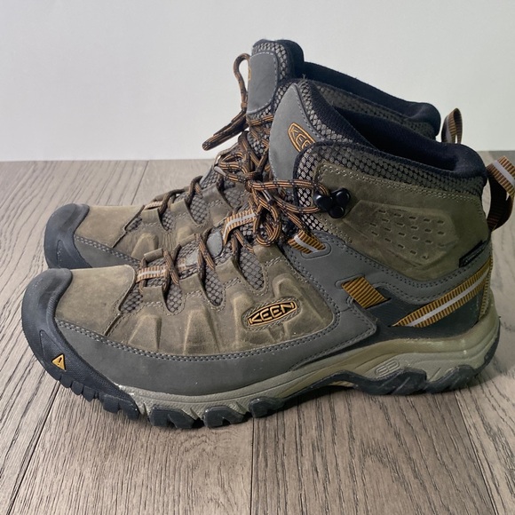 KEEN Dry Waterproof Men's Size 10 Brown Hiking Boots - Picture 3 of 9